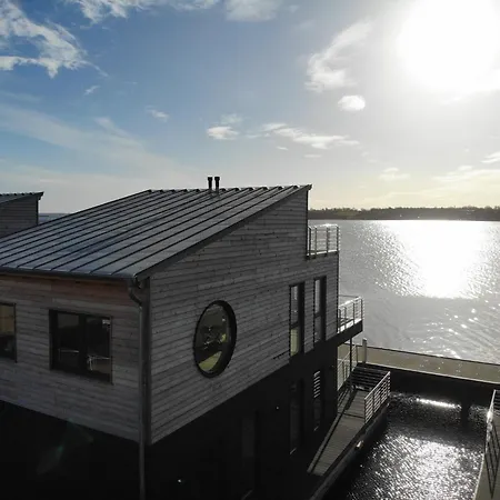 Wasserhaus Freiheit * Fahrdorf (Schleswig-Holstein)