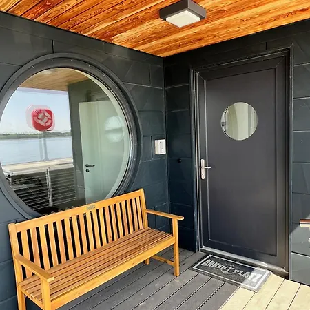 Wasserhaus Freiheit Feriehus *